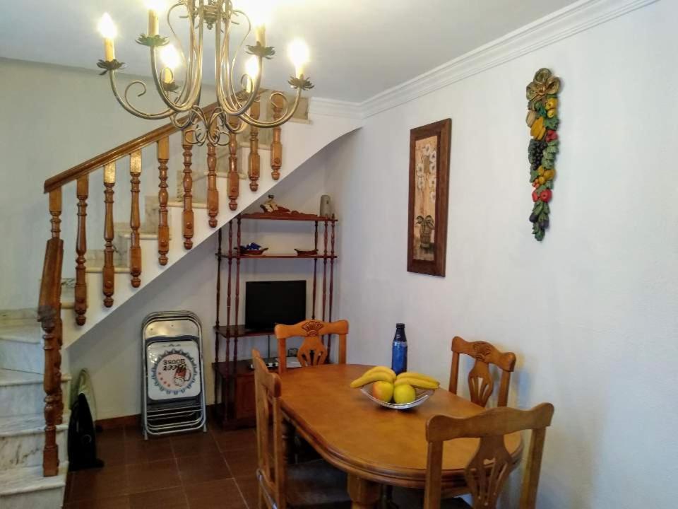 Alojamiento Rural Carmen Setenil De Las Bodegas Bagian luar foto