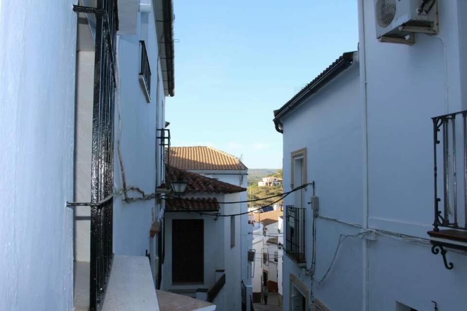 Alojamiento Rural Carmen Setenil De Las Bodegas Bagian luar foto